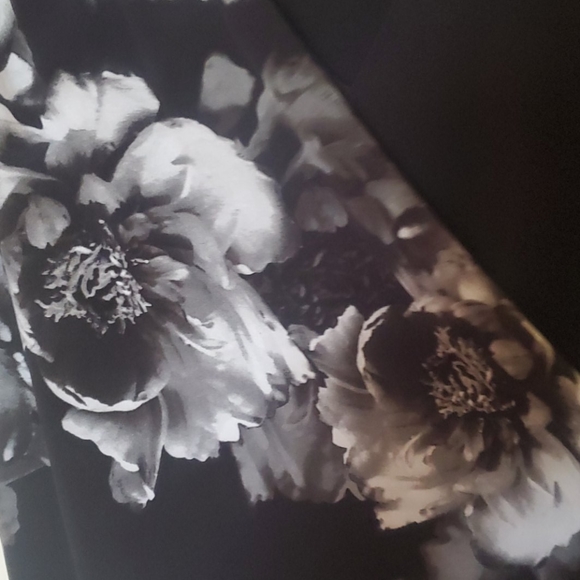 Shirt - Picture 3 of 4